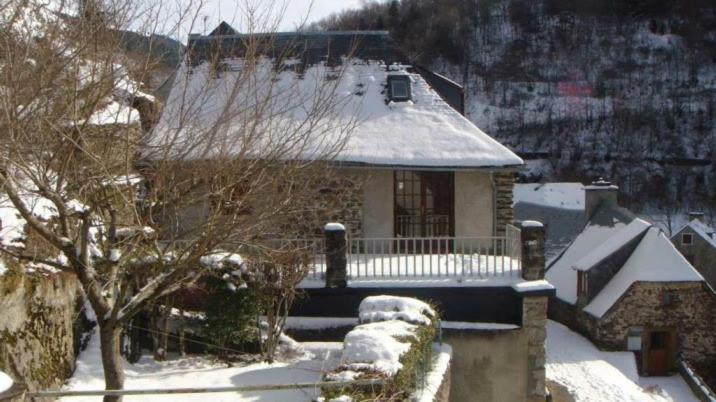 Gîte familial Fouga Bareilles Exterior foto