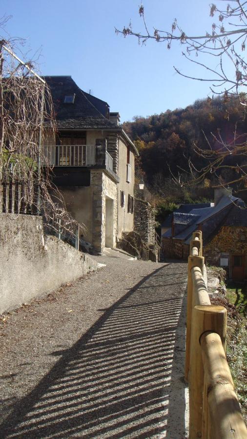 Gîte familial Fouga Bareilles Exterior foto