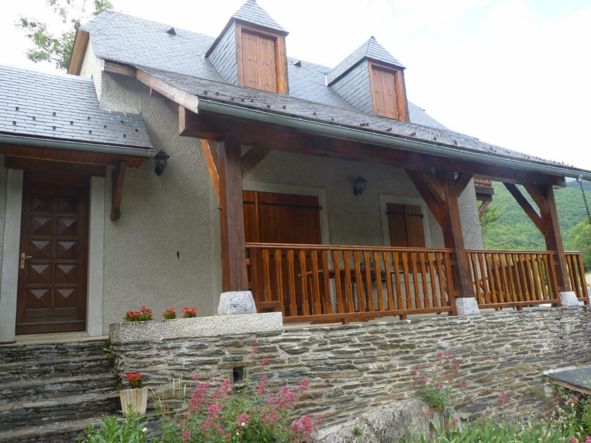 Gîte familial Fouga Bareilles Exterior foto